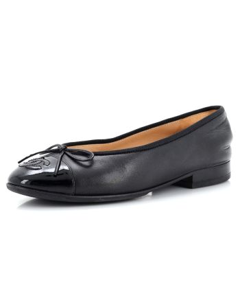 Women's CC Cap Toe Bow Ballerina Flats Leather and Patent